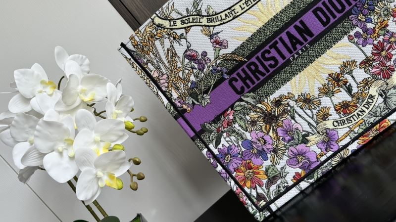 Christian Dior Shopping Bags